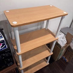 4段落収納ラックの画像