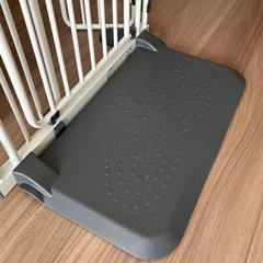 日本育児　ベビーゲート　おくだけとおせんぼ おくだけトビラSの画像