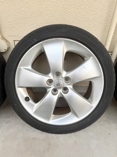 トヨタ　30プリウス　ツーリング　ホイール&タイヤ　215/45R17
