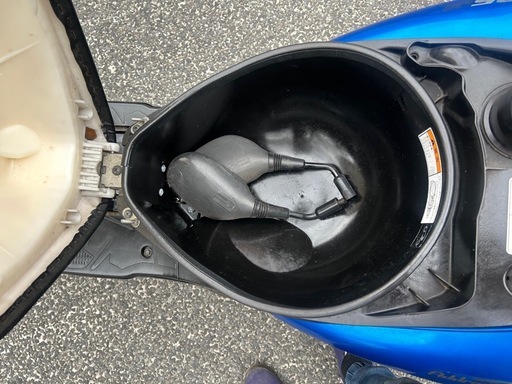 アドレスＶ１２５　Ｓ　オートバイ　バイク　車体　スクーター