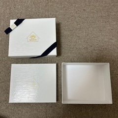 ジャーマンホームベーカリーの白い箱の画像