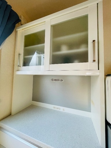 〈取引中〉食器棚　白　ホワイト　収納棚　キッチン　お皿