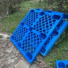 中古パレット プラスチックパレット の画像
