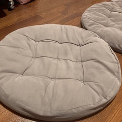 座布団　グレー　2枚の画像