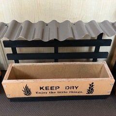 多肉植物　　ウッドプランターの画像