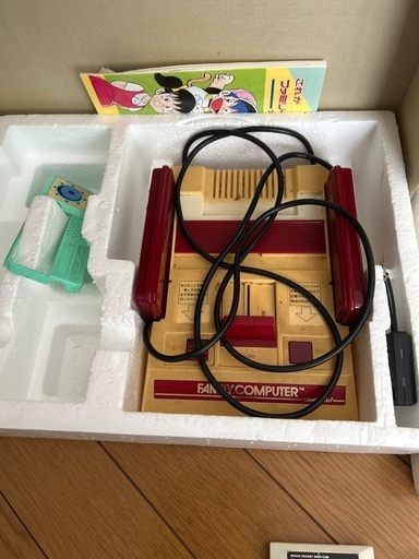 ジャンク　状態悪い　　レトロゲームまとめて　gamewatch　SEGA MARKⅡ  ファミコンなど