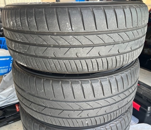 OZレーシングオペラ2 18インチ8J+35 タイヤホイール4本