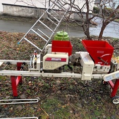 代理出品　　　　　　播種機の画像