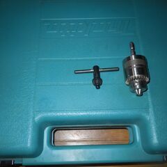 充電式インパクトドライバー　マキタの画像