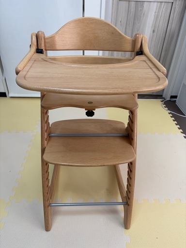 極美品　大和屋 すくすくチェア スリムJ +純正チェアクッションとテーブルカバー