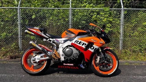 激レアマフラー　cbr1000rr sc57 arrow