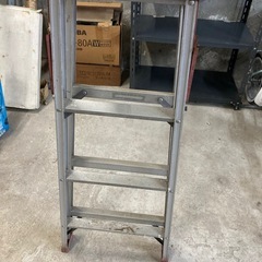 はしご兼用脚立の画像