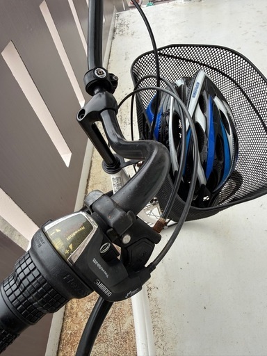 白黒ツートンカラー自転車