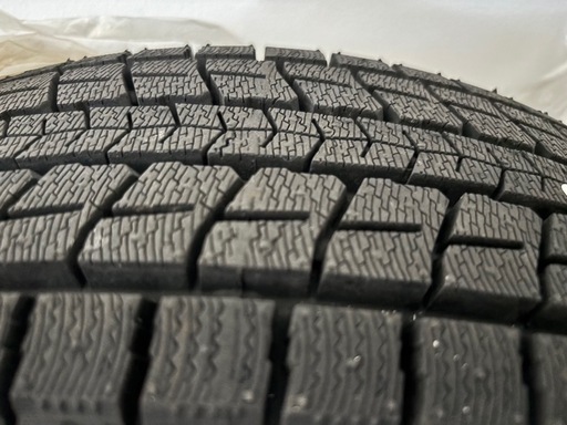 DUNLOP ダンロップ　スタッドレスタイヤ4本　ホイール付き