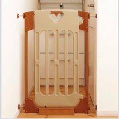 ベビーゲート スマートゲイト スリム 6ヶ月~24ヶ月対象 キッチン前など狭い場所におすすめの画像