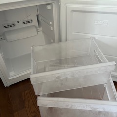 備品未開封！実使用期間約半年！Haier2ドア冷蔵庫の画像