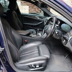 検査9年10月523d ツーリング Mスポーツ 追従型ACC/全周囲カメラ/ブラックレザー/10.2インチナビ/地デジ/アルピナメーター/ディーラー記録簿の画像