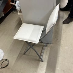 A2603-0217 ニトリ　折りたたみチェア　白　キズ汚れ有りの画像