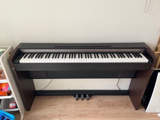 電子ピアノ　CASIO   PX-700