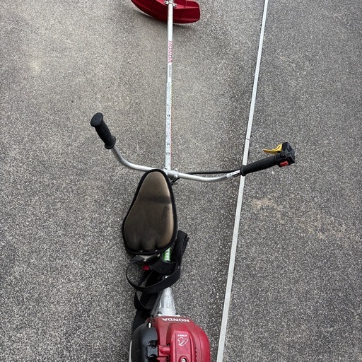 草刈り機