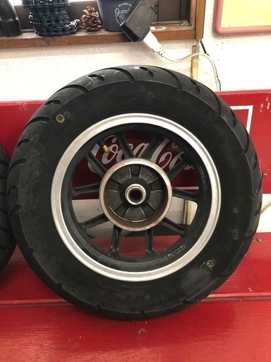 v125 
社外ホイール