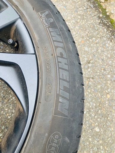 『良品』22年製 225/50R/18 ホイール付き純正タイヤ　トヨタC-HR装着　ミシュランタイヤ