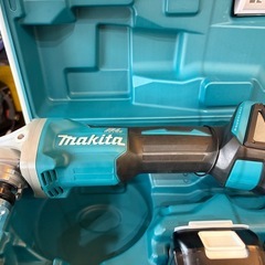 ［未使用品］マキタ GA40DRGXN  充電式ディスクグラインダー フルセット沖縄市KODENの画像