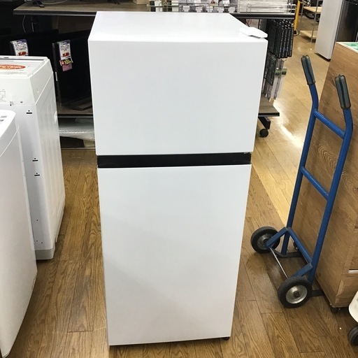#C-10【ご来店頂ける方限定】Hisenseの2ドア冷凍冷蔵庫です