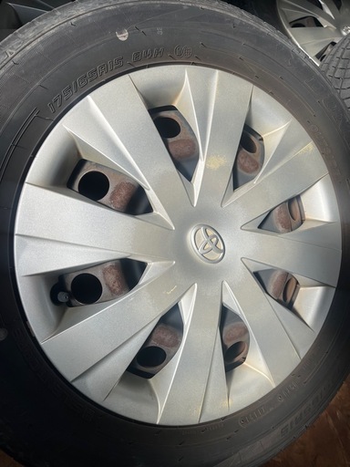 175/65R15 ル・マンⅤ トヨタ純正鉄チンセット 175/65R15 ル・マンⅤ トヨタ純正鉄チンセットの通販はau PAY