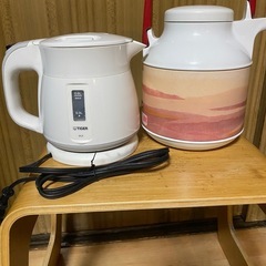 タイガー電気ケトル&象印　保温ポットの画像