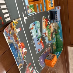 タカラトミー トミカ にぎやかサウンドタウン　おまけつきの画像