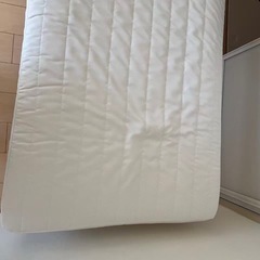 無印足付きマットレスsmallの画像