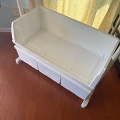 ハンガーラック、引出し収納の画像