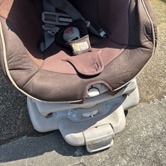 combi チャイルドシート　の画像