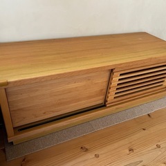 テレビ台の画像