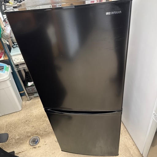2023年アイリスオーヤマ冷蔵庫142L 黒 (qqq) 池下のキッチン家電 