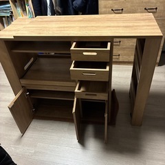 LOWYA キッチンカウンターの画像