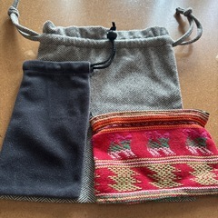 小物入れ、巾着など８点の画像