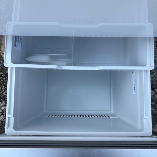 自動製氷 REFEGE 冷凍冷蔵庫 YRZ-F32K 319L 2023年製 3ドア ファミリーサイズ