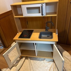 ままごと用キッチンの画像