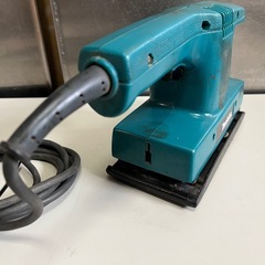 Makita マキタ ダブル仕上サンダ モデル: 9035N 電気サンダー 電動工具 ヤスリ 仕上 中古 稼働確認済 ④の画像