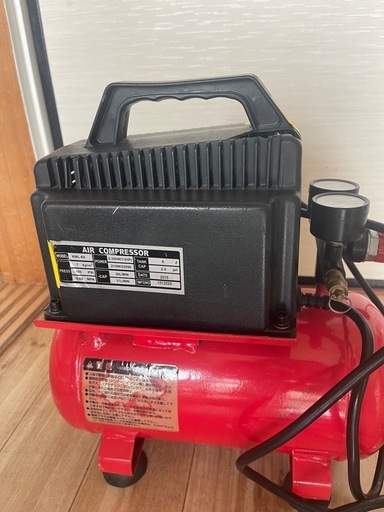エアーコンプレッサー（ミニ）6L