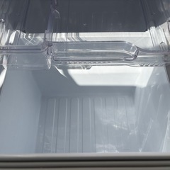 【週末お取引可能な方】三菱ノンフロン冷凍冷蔵庫　MR-P15E-S 2019年製の画像