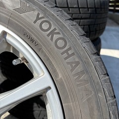 【取引予定済】スタッドレスタイヤ　セレナ　195 60 R16の画像