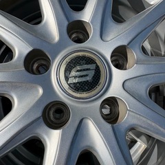 【取引予定済】スタッドレスタイヤ　セレナ　195 60 R16の画像