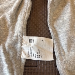 ユニクロ　UNIQLO ロンパース　サイズ80 グレーの画像
