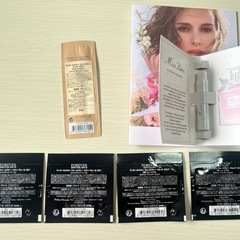 Dior サンプルセット(ファンデ、オードトワレ)の画像