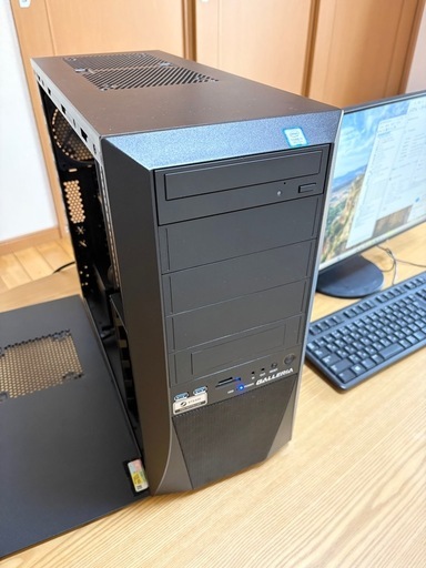 （取引中）ゲーミングPC（i7-9700k,RTX2070super,メモリ16GB,SSD1TB