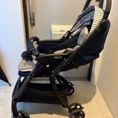 GRACOベビーカー&スモルビ　ベビーカーシートの画像