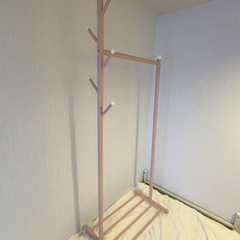 ハンガーラックの画像